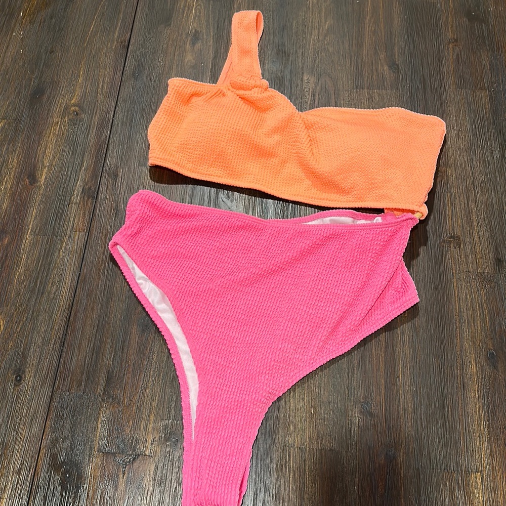 Pink Lily one piece bathing suit - Size 3X